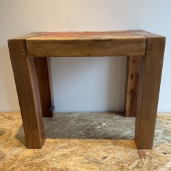 Bord/skammel i hrdt skibstr