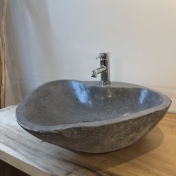 H�ndvask flodsten - Gr�meleret