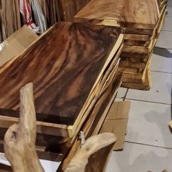 Nye naturstens hndvaske og plankebord i Suartr 2025