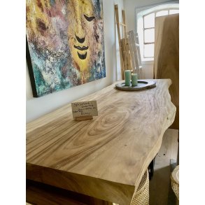 Nyhed - Spisebord i Suartr - Bali - Pris: 8.000 kr.